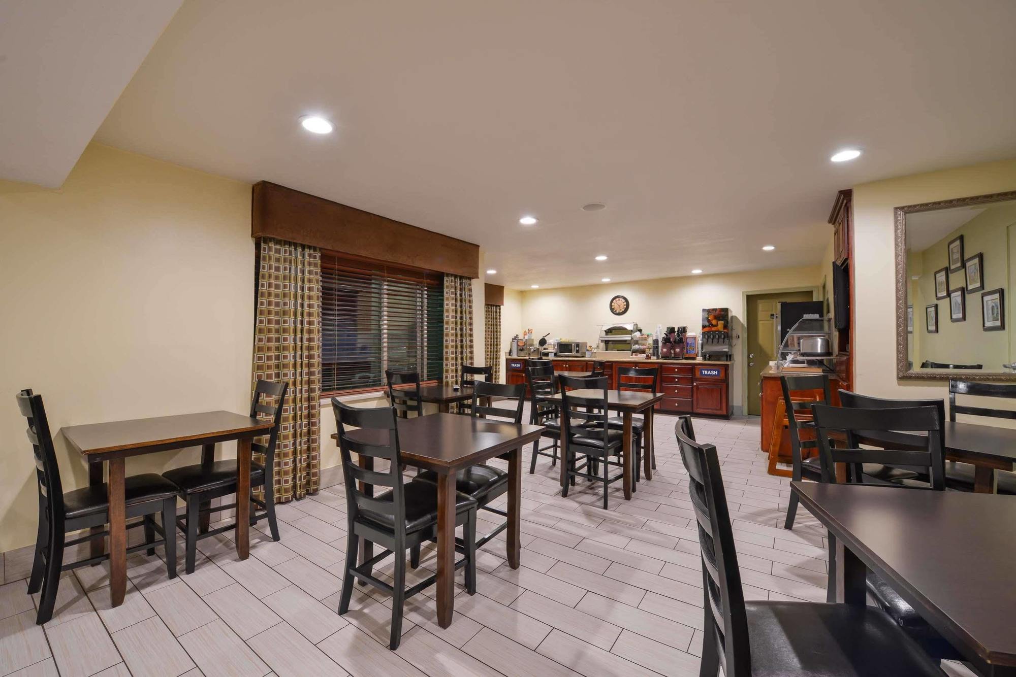 Best Western Cottage Grove Inn Extérieur photo
